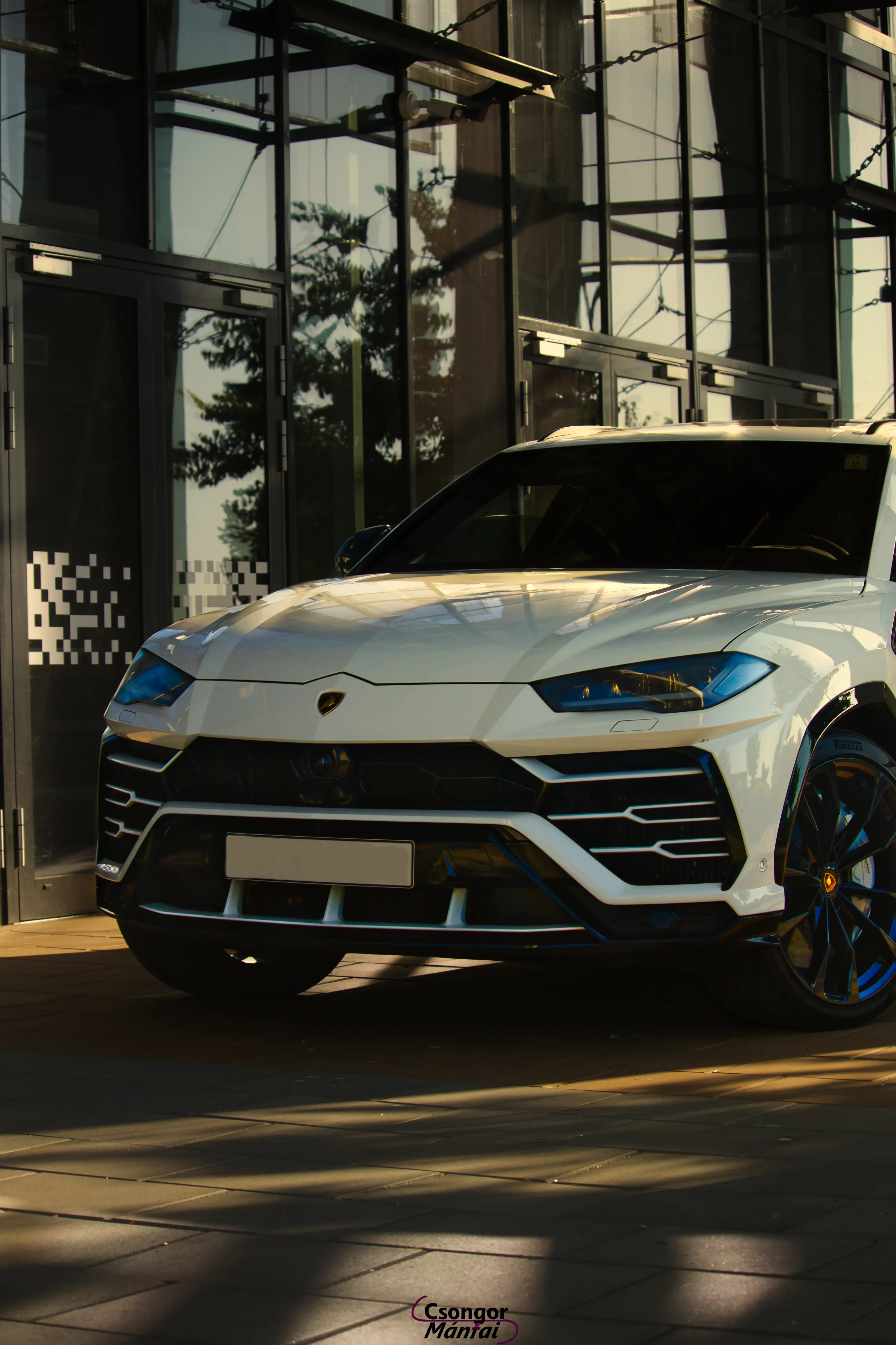 Lamborghini Urus 4