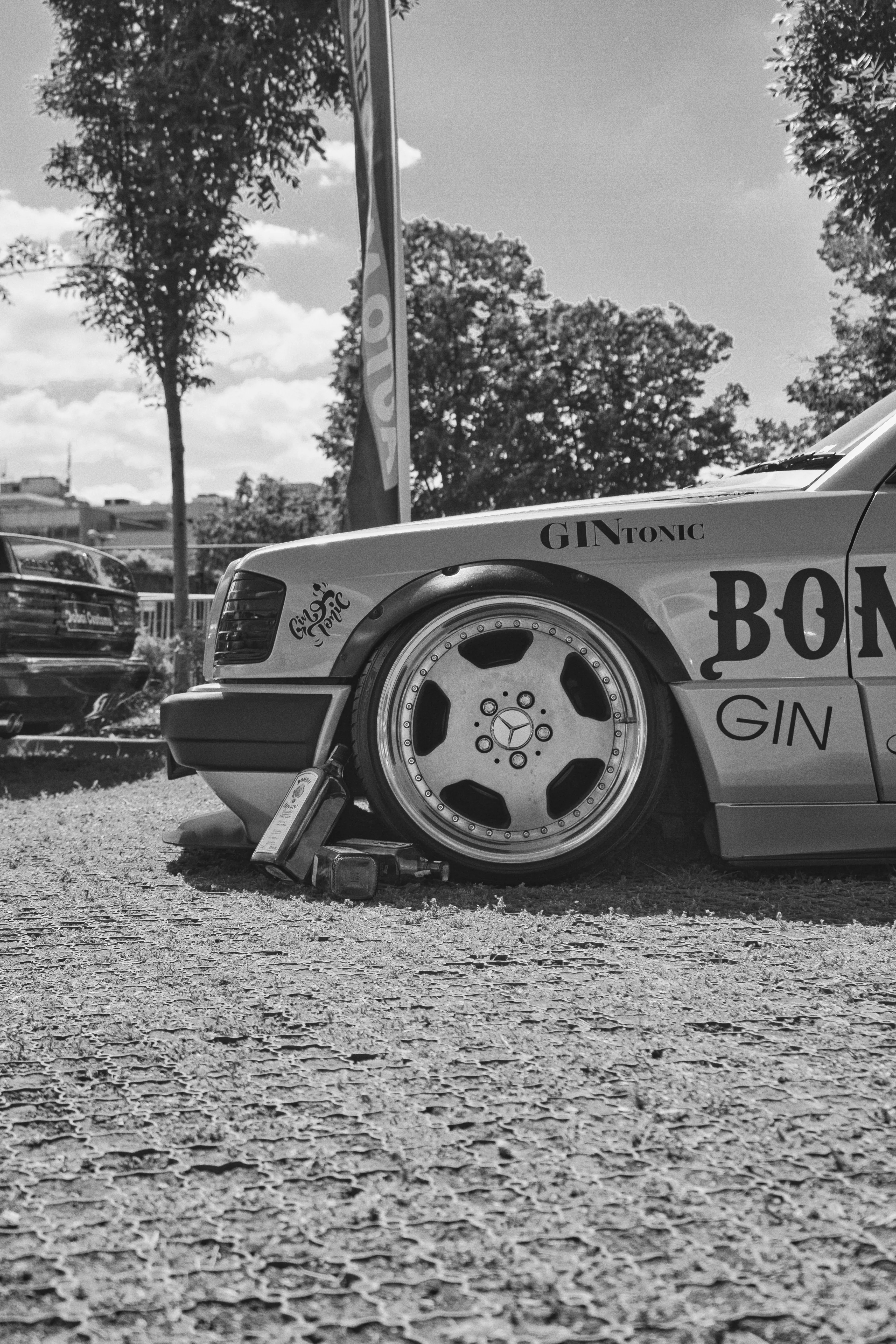 Mercedes Classic Show 128